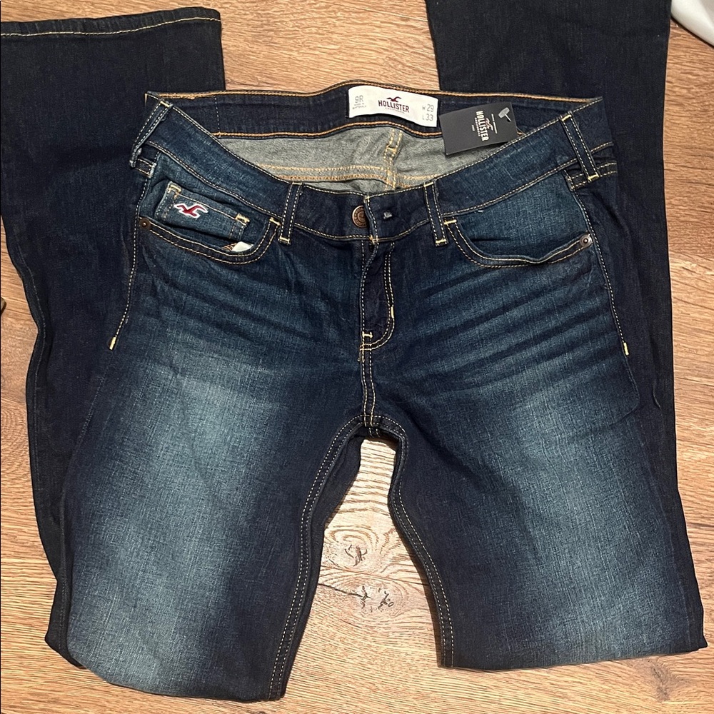 NWT Hollister Women's Deep Indigo Bootcut jeans